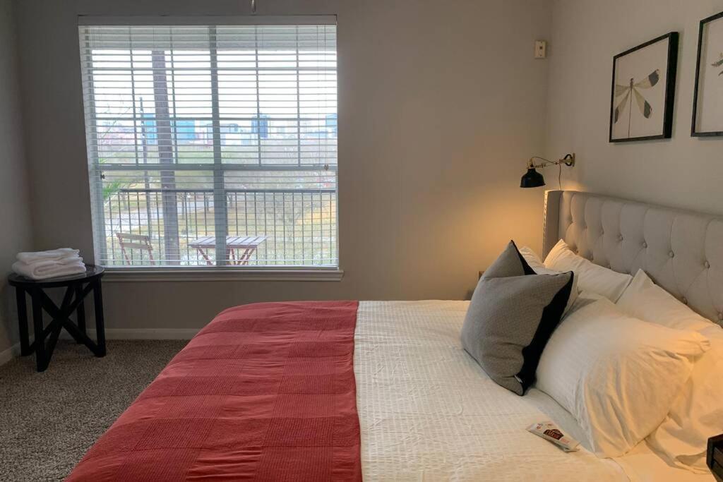 Newly Furnished 1Br Apartment W/ Hermann Park View Houston Eksteriør bilde