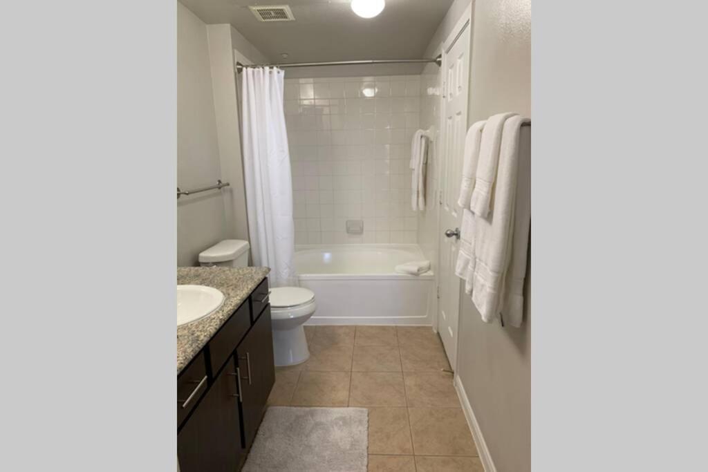 Newly Furnished 1Br Apartment W/ Hermann Park View Houston Eksteriør bilde